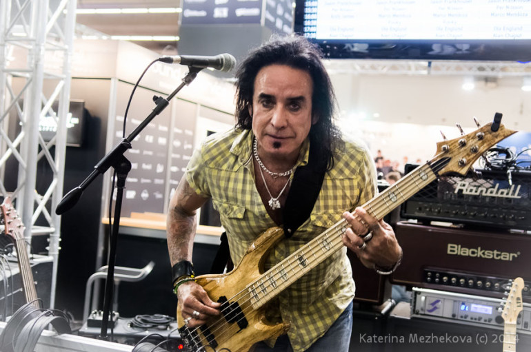 Марко Мендоса (экс-Thin Lizzy, Whitesnake): Шестиструнный единорог