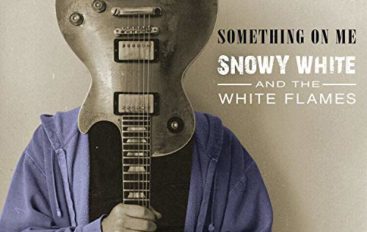 Snowy White and The White Flames «Something On Me» (2020)